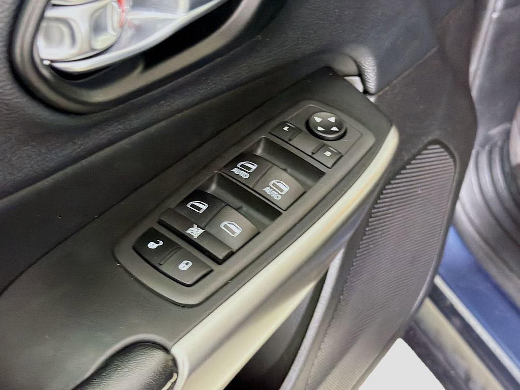 Used 2021 Jeep Cherokee Latitude Lux 80th Anniv w/ Quick Order Package 26U 80TH FWD image 21