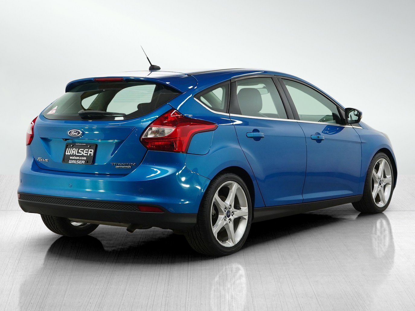 Used 2014 Ford Focus Titanium FWD image 5