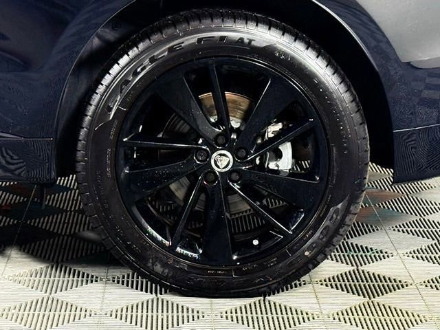 New 2025 Jaguar F-PACE R-Dynamic S image 13