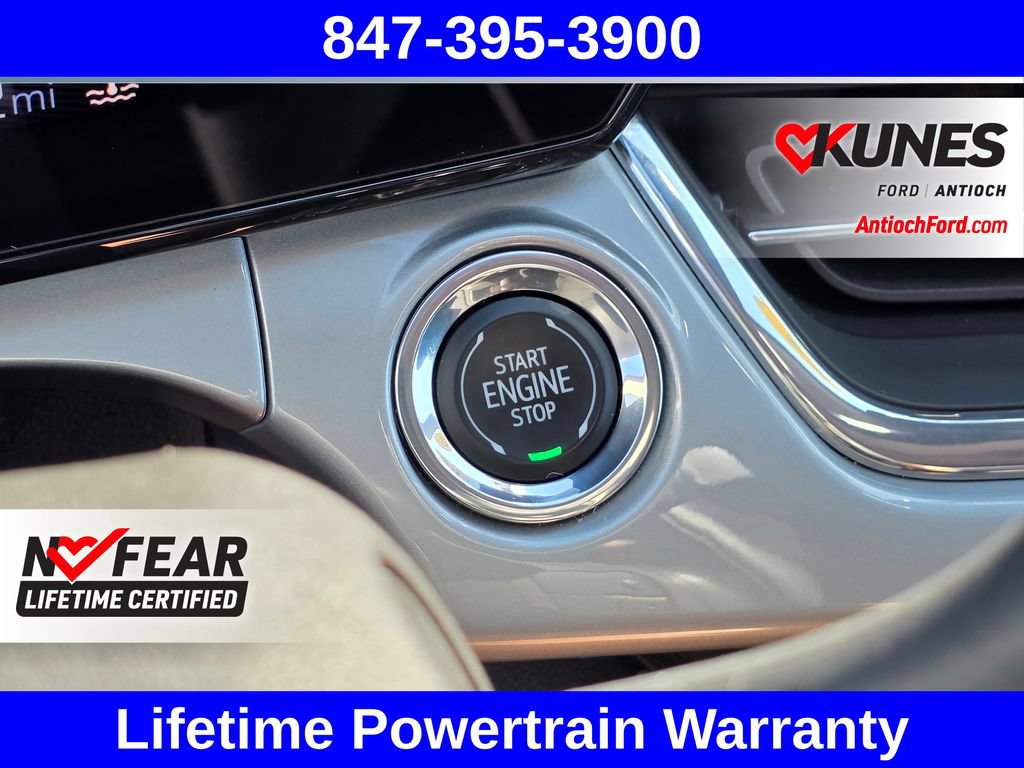 Used 2025 Chevrolet Trax LT FWD image 55