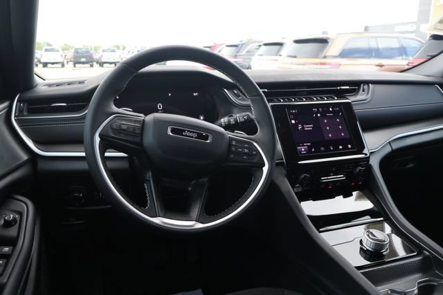New 2026 Jeep Grand Cherokee Laredo X RWD image 11