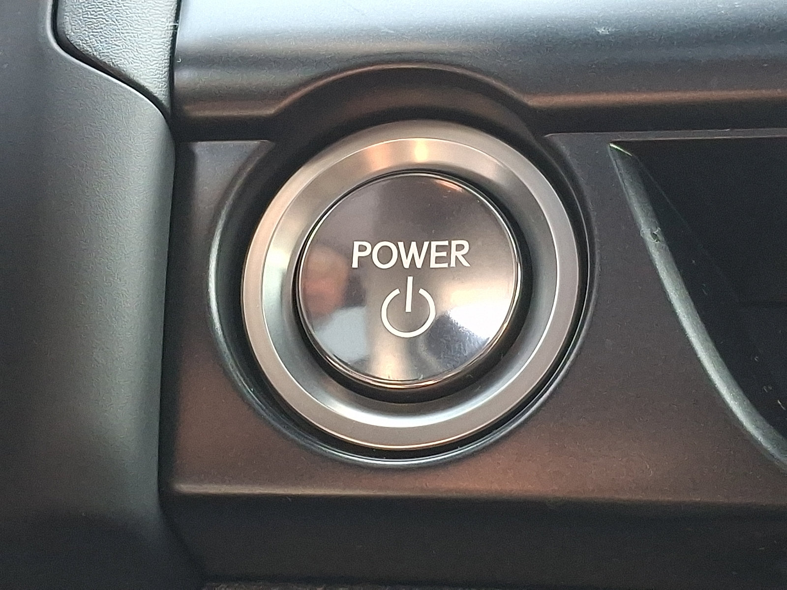 Used 2024 Lexus UX 250h AWD w/ Premium Package image 23