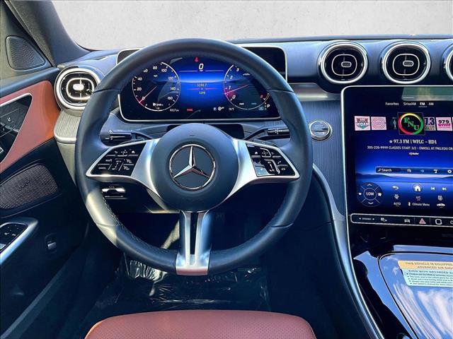 Used 2025 Mercedes-Benz C 300 Sedan image 7