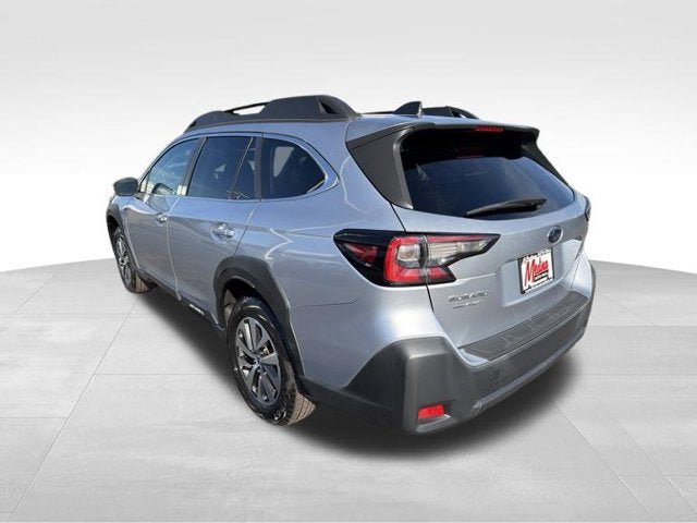 Used 2024 Subaru Outback Premium AWD/4WD image 8
