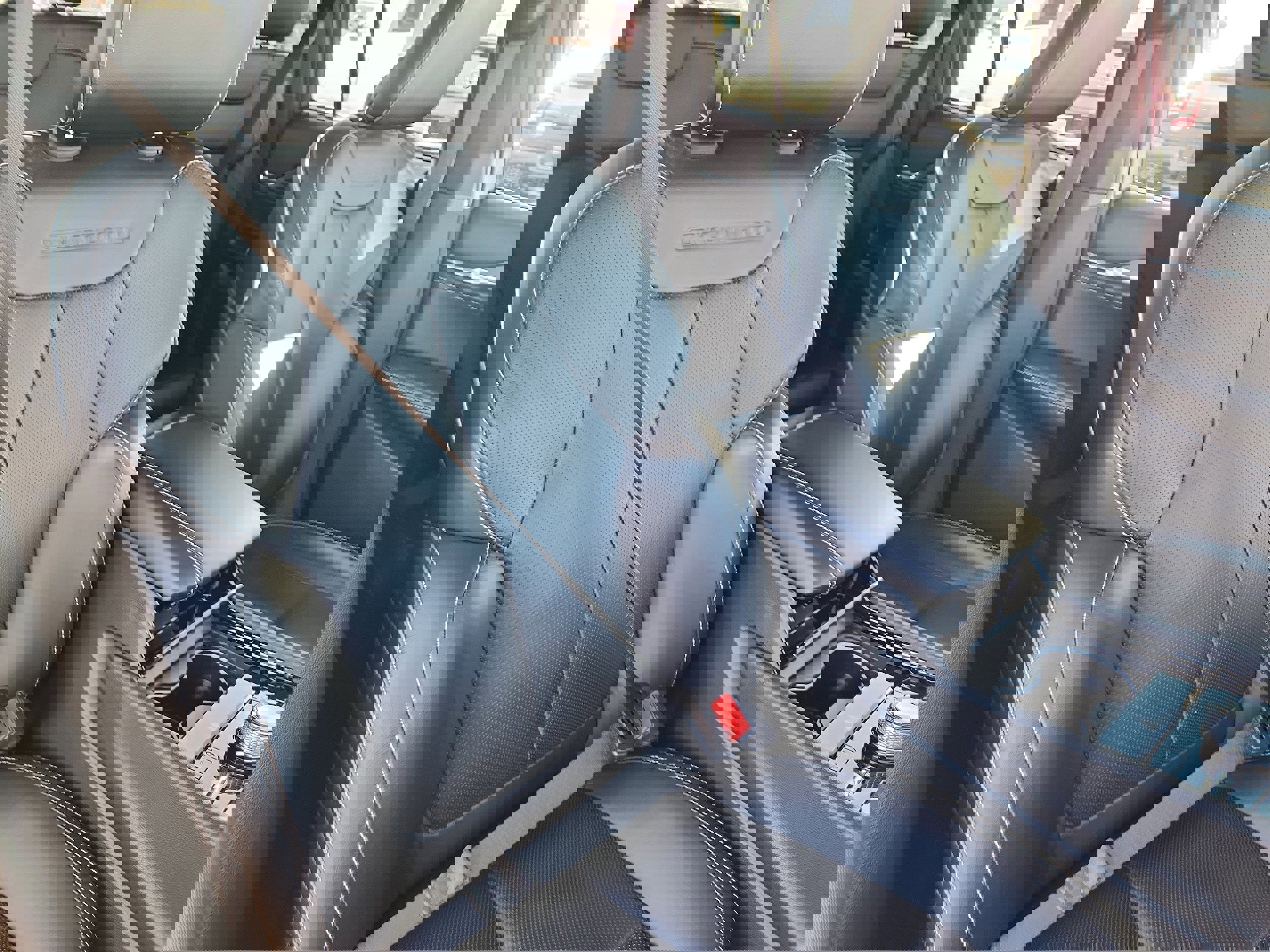 Used 2023 Jeep Grand Cherokee Overland w/ Adv Protech Group III image 14