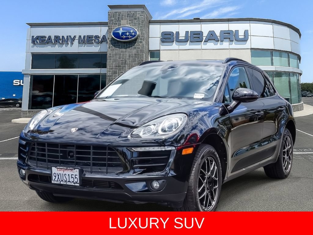 Used 2018 Porsche Macan AWD/4WD image 3
