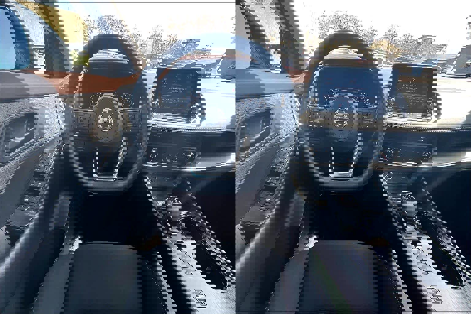 Used 2023 Nissan Rogue S image 6