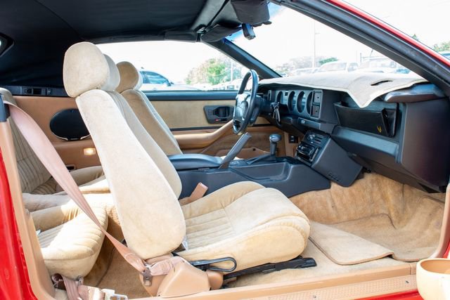 Used 1991 Pontiac Firebird Convertible image 15