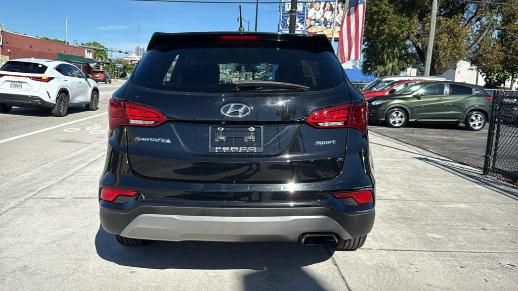 Used 2018 Hyundai Santa Fe Sport FWD image 13