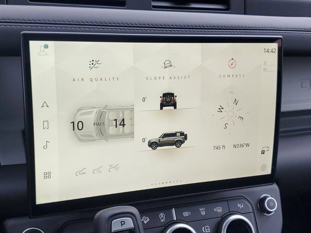 New 2026 Land Rover Defender 110 X-Dynamic SE AWD/4WD image 24