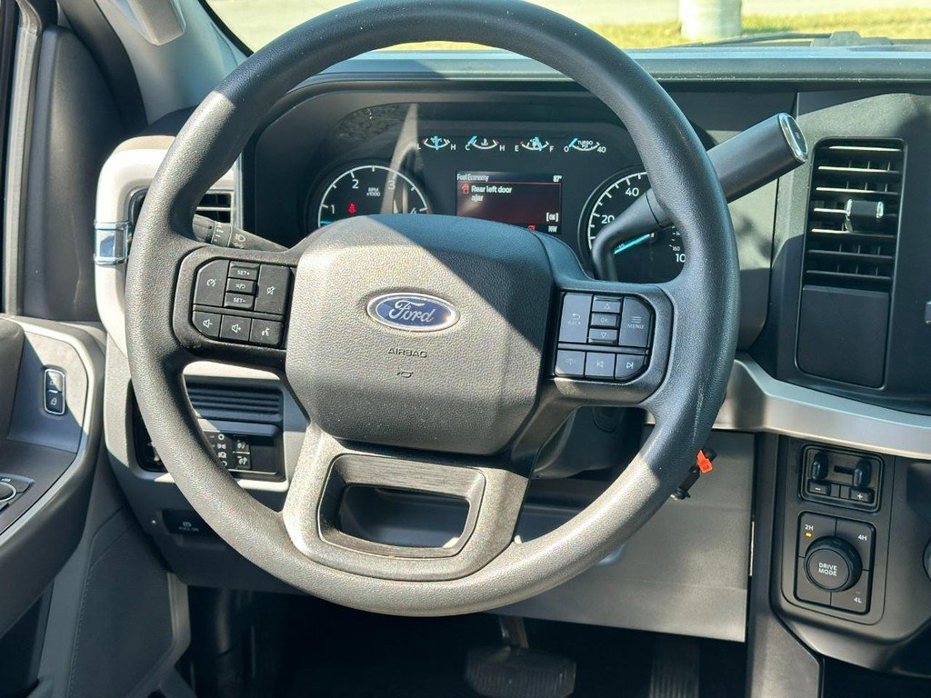 Used 2024 Ford F250 XLT image 12