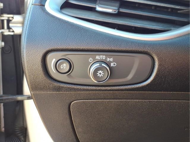 Used 2018 Chevrolet Malibu LS image 15