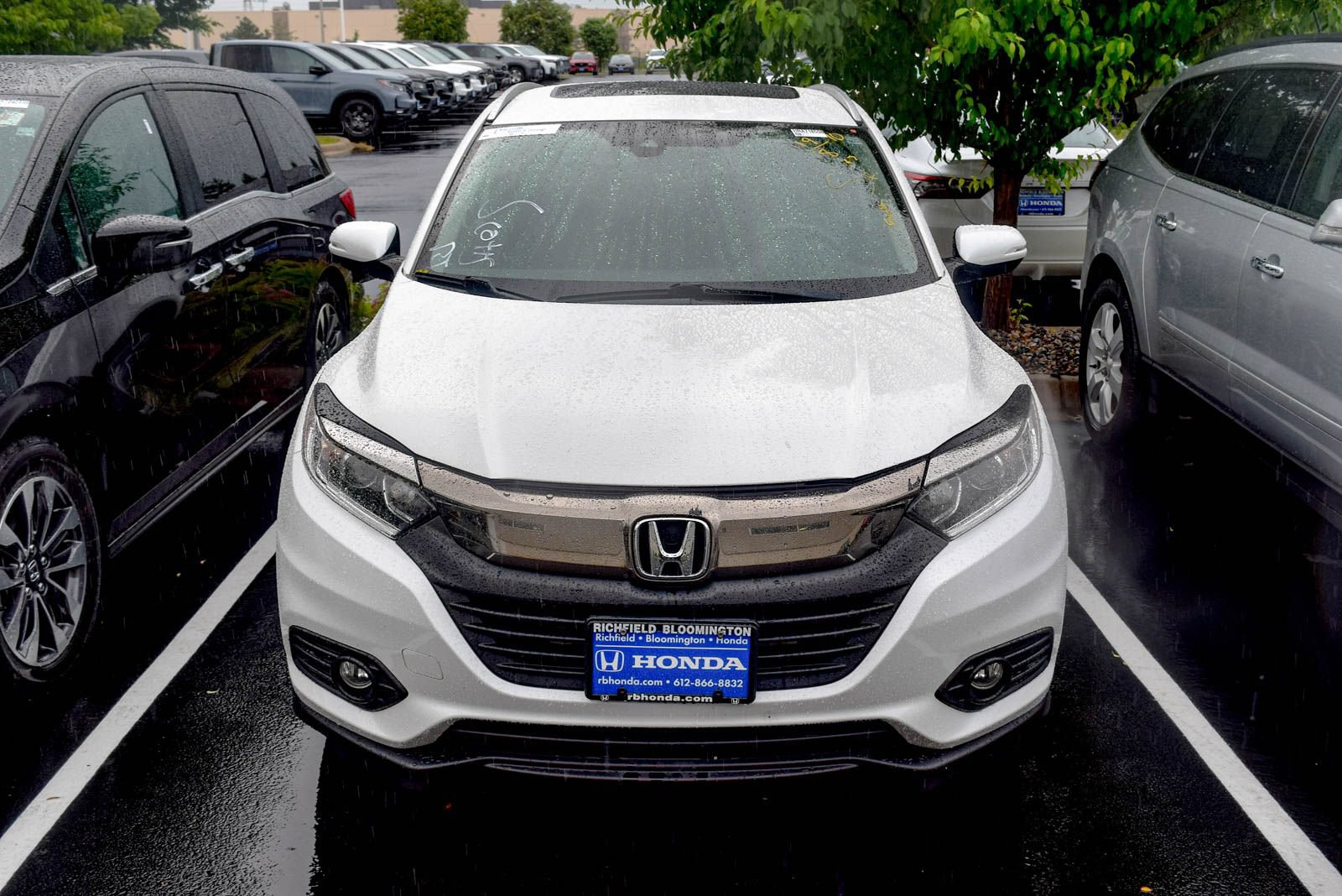 Used 2019 Honda HR-V EX image 3