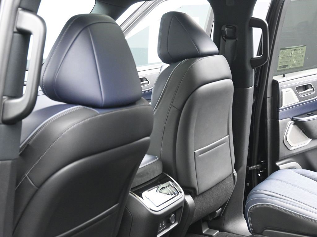 New 2026 INFINITI QX80 4WD image 21