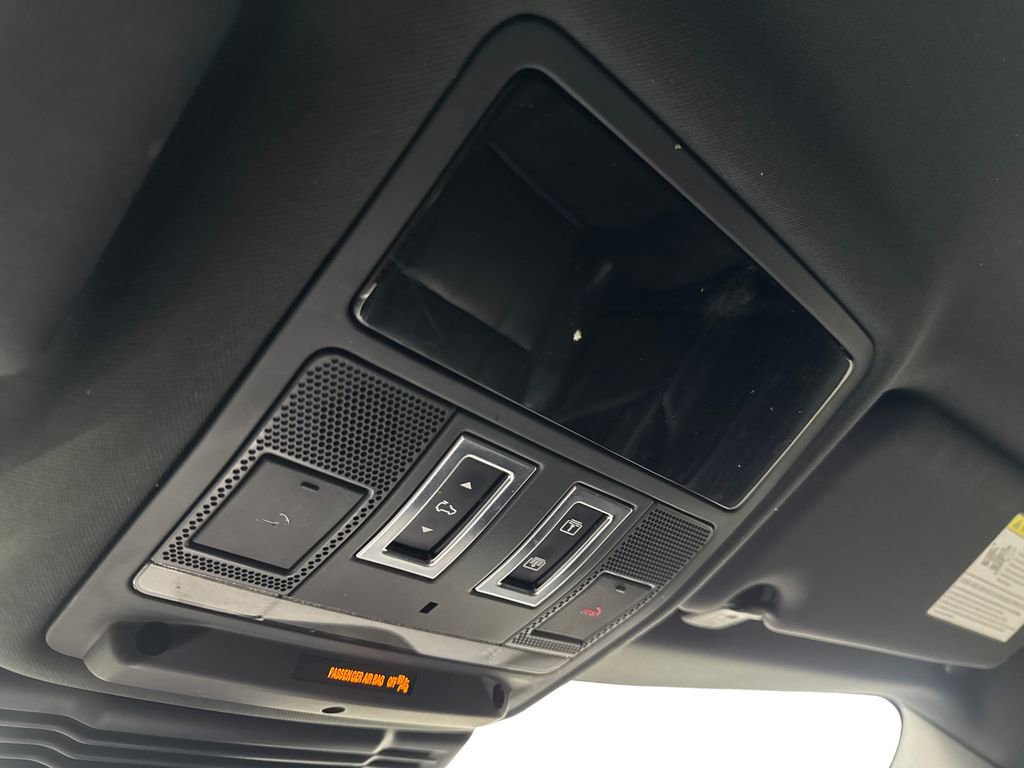 Used 2023 Land Rover Range Rover Evoque S image 74