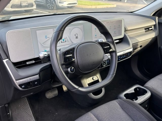 Used 2024 Hyundai Ioniq 5 SE AWD/4WD image 16