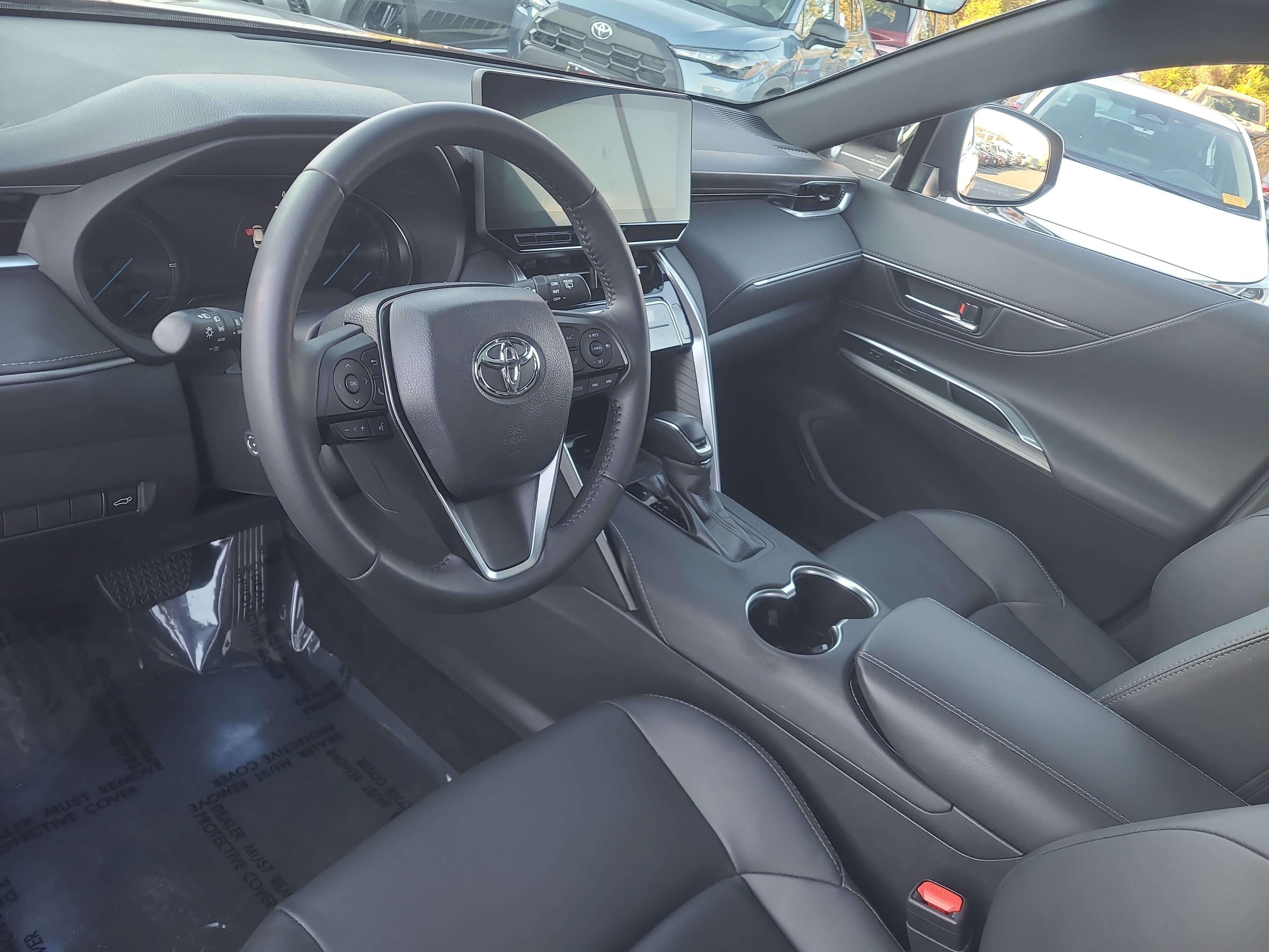 Certified 2023 Toyota Venza Nightshade AWD/4WD image 15