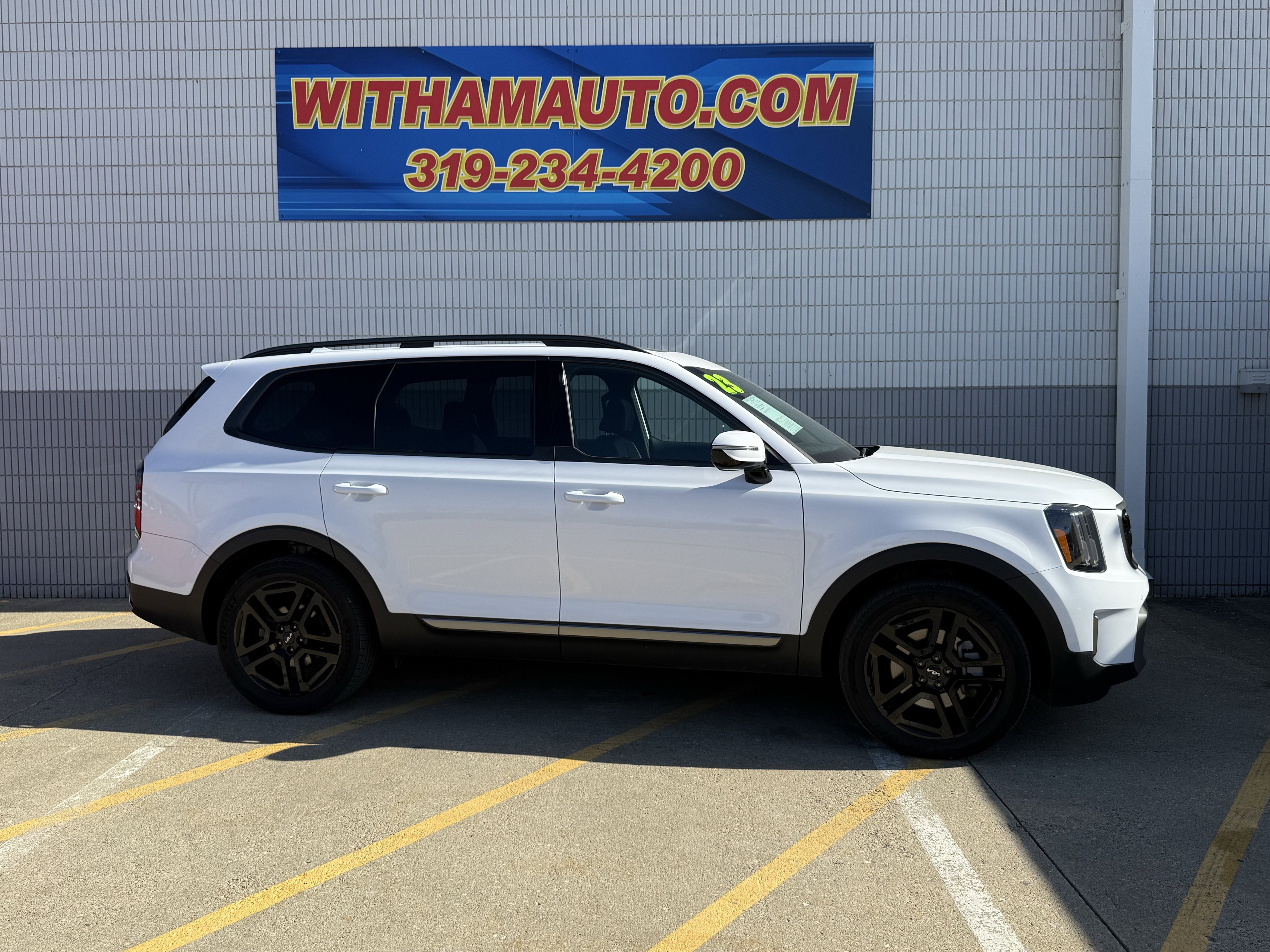 Used 2023 Kia Telluride SX X-Line image 3