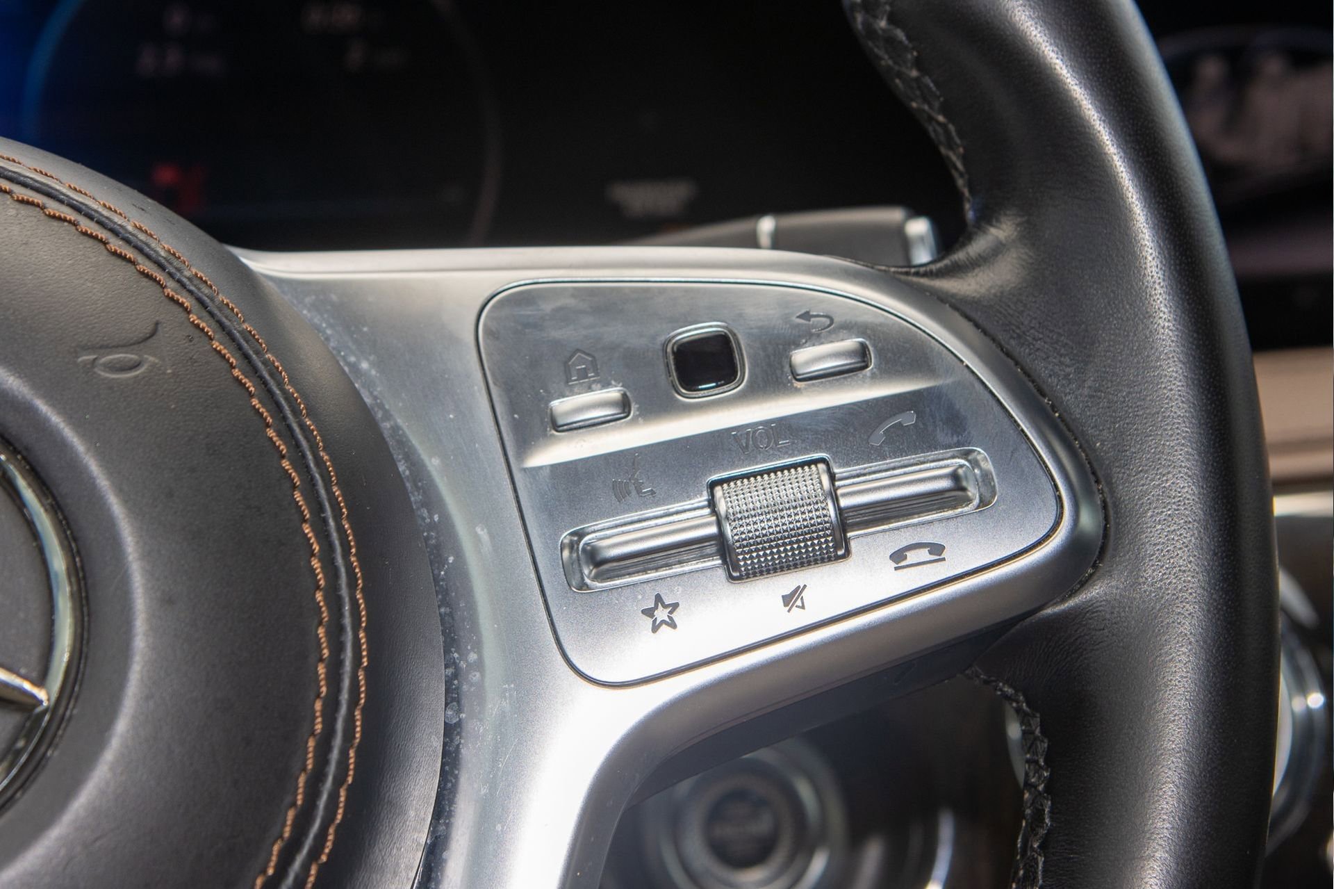 Used 2018 Mercedes-Benz S 450 4MATIC Sedan w/ Premium Package image 29