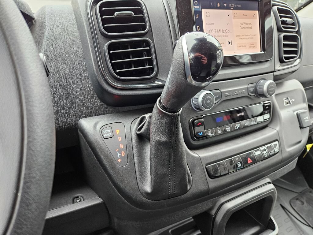 Used 2025 RAM ProMaster 3500 w/ Convenience Group FWD image 21