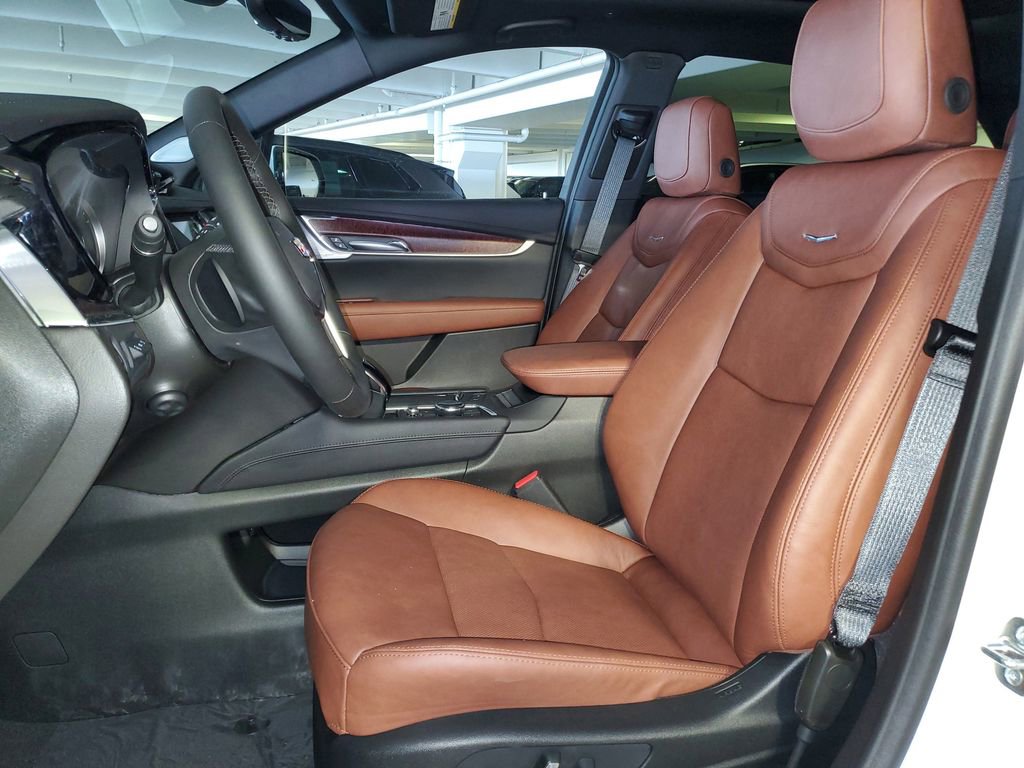 New 2026 Cadillac XT5 Premium Luxury w/ Driver Assist Package FWD image 16