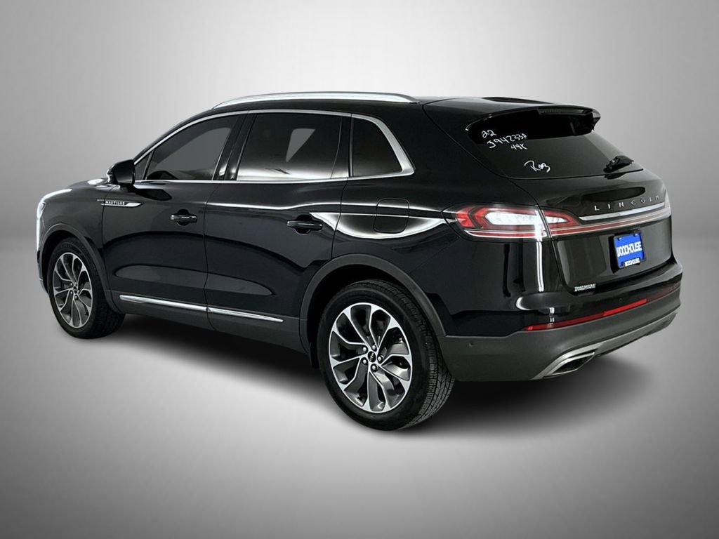 Used 2022 Lincoln Nautilus Reserve AWD/4WD image 7