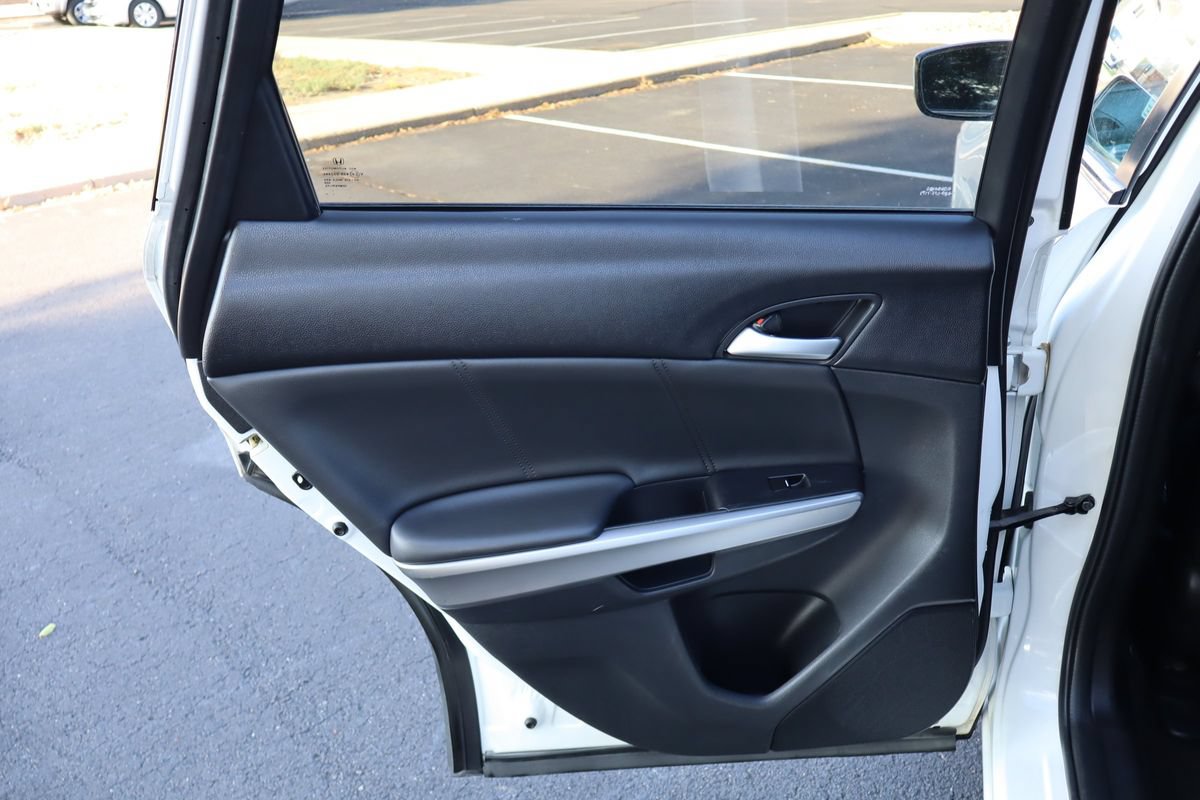 Used 2015 Honda Crosstour EX-L image 24