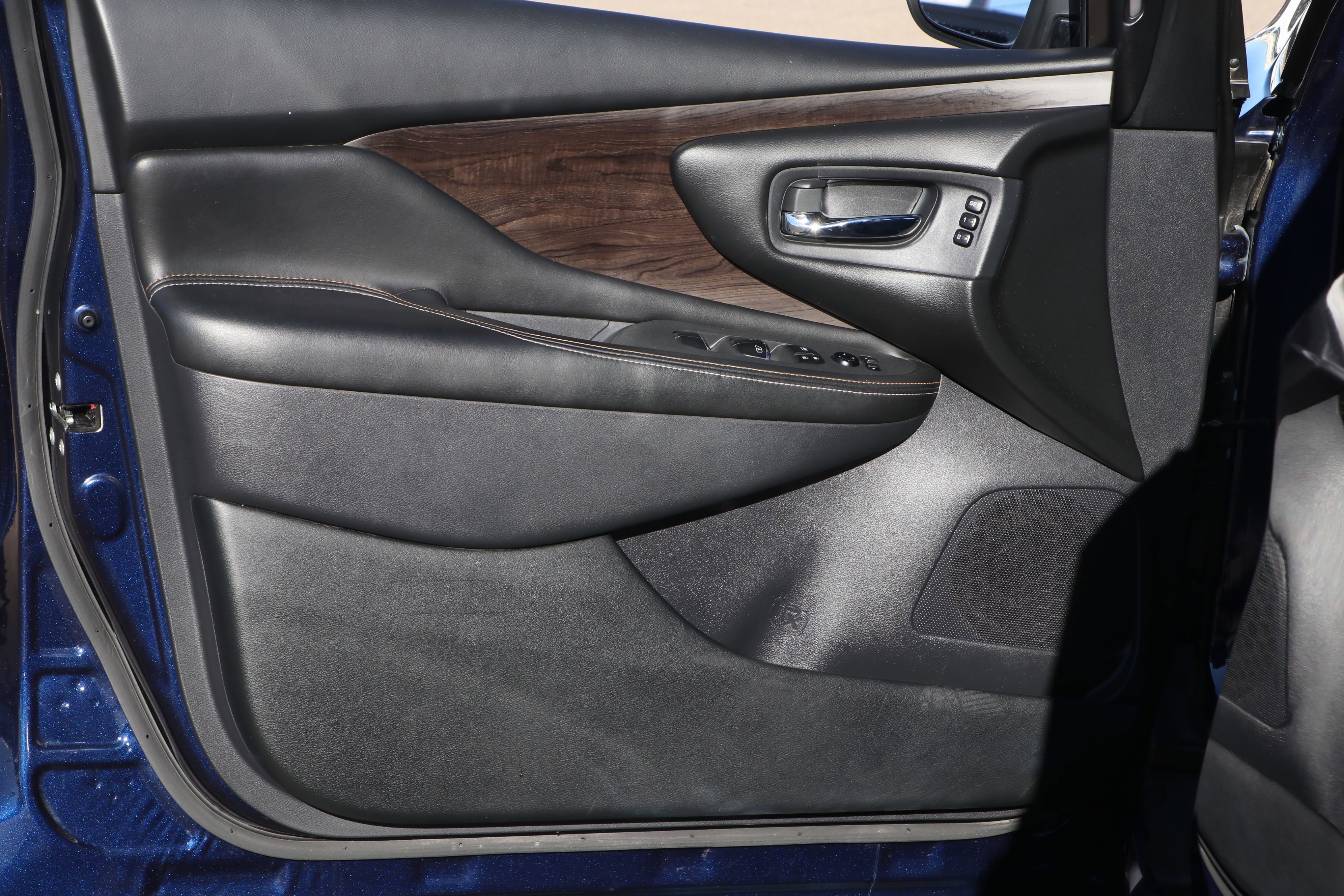 Used 2023 Nissan Murano Platinum image 10