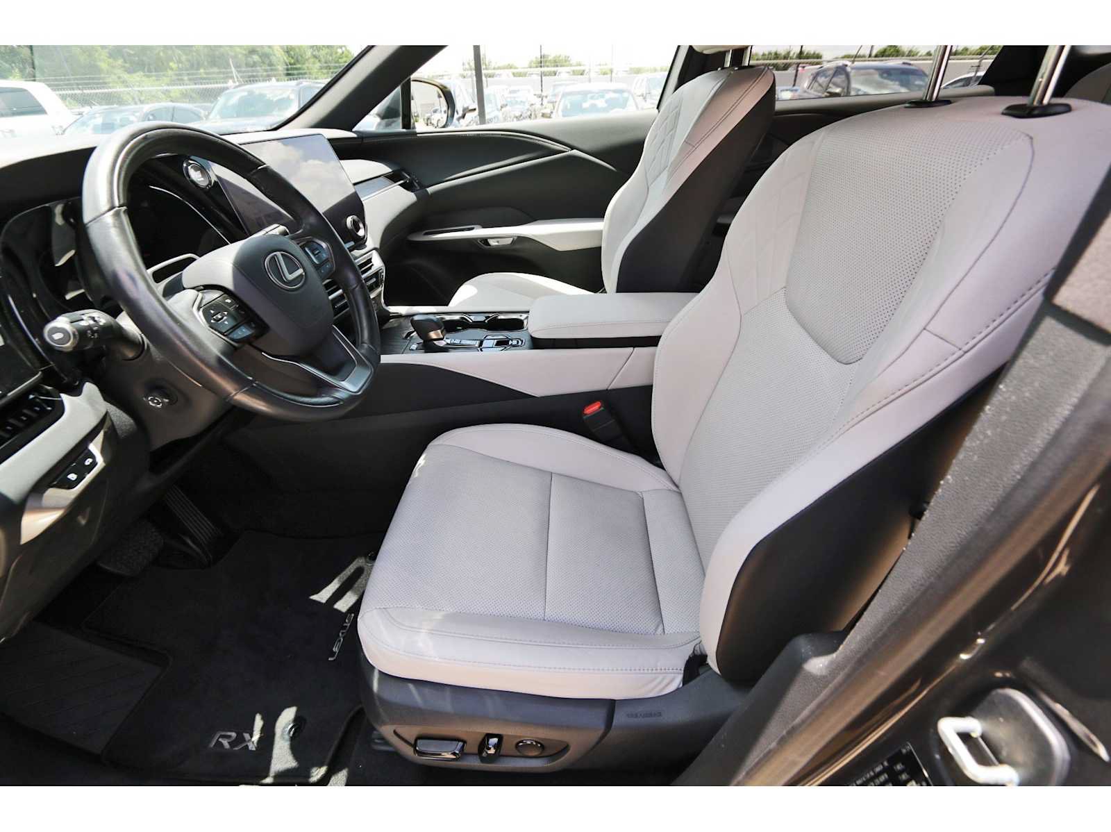Used 2024 Lexus RX 350 Premium w/ Convenience Package FWD image 11
