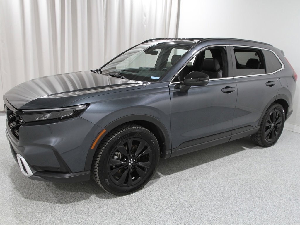 Used 2023 Honda CR-V Sport Touring image 3