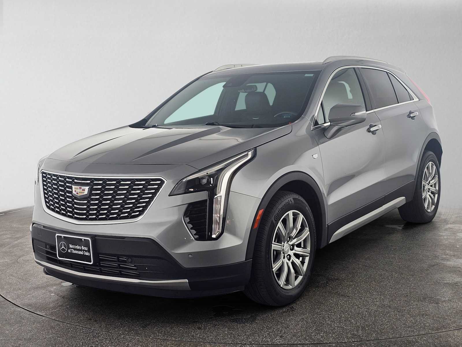 Used 2023 Cadillac XT4 Premium Luxury FWD image 7