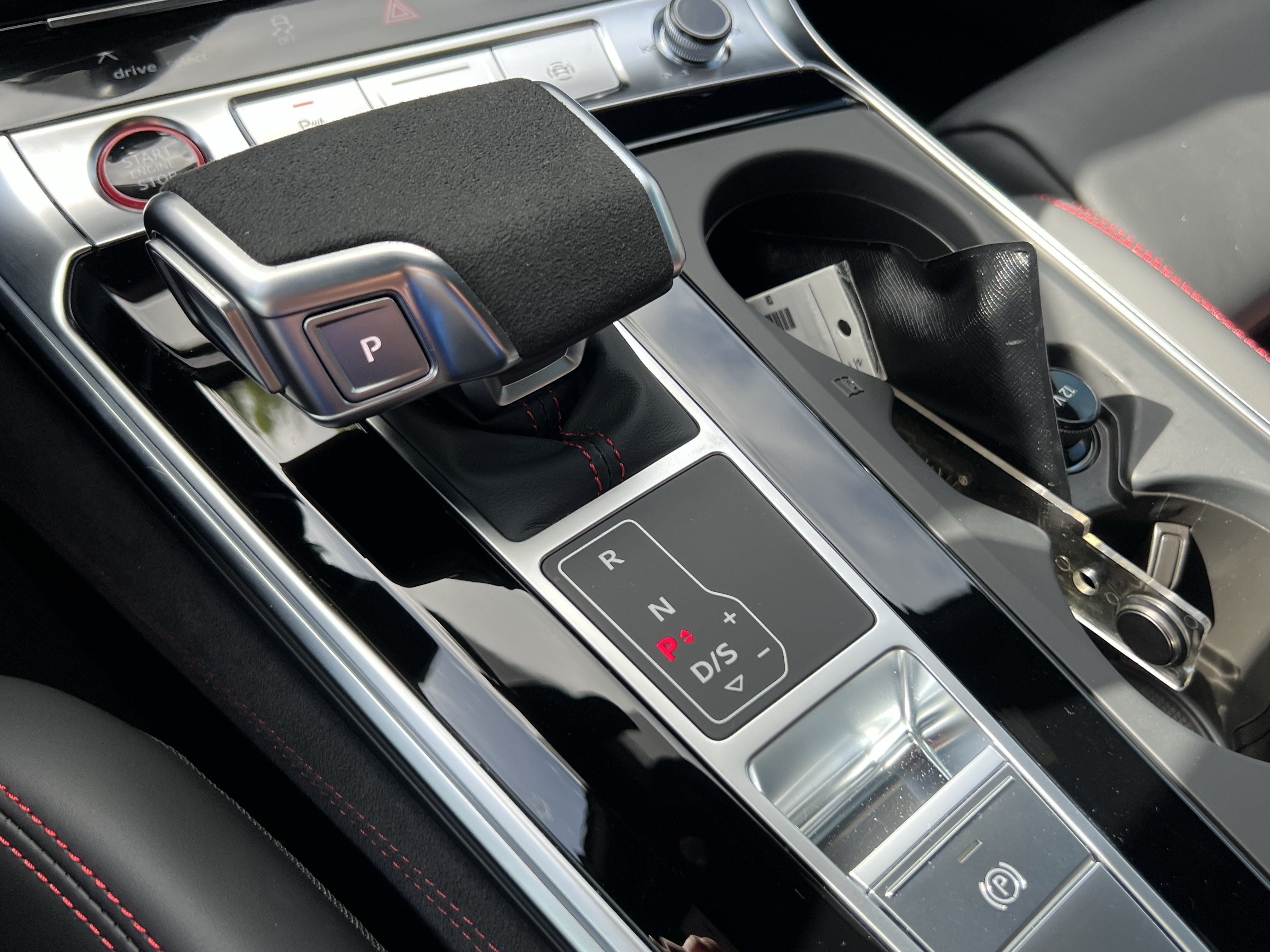 Certified 2025 Audi RS 6 performance AWD/4WD image 26