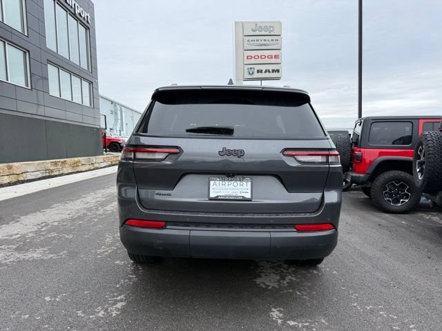 Used 2023 Jeep Grand Cherokee L Laredo AWD/4WD image 4