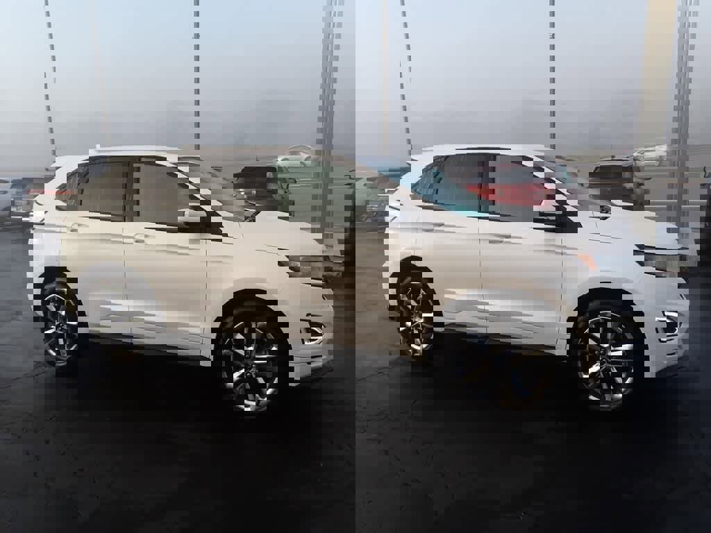 Used 2017 Ford Edge Sport w/ Technology Package image 6