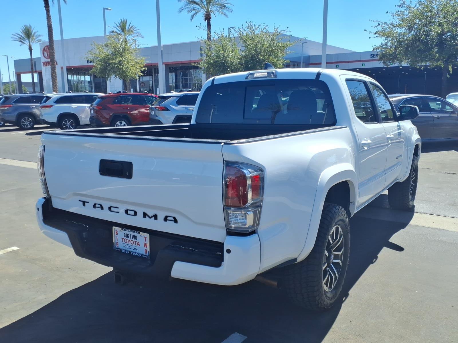 Certified 2020 Toyota Tacoma TRD Sport w/ Technology Package AWD/4WD image 4