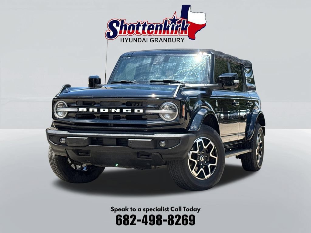 Used 2022 Ford Bronco Outer Banks AWD/4WD image 1