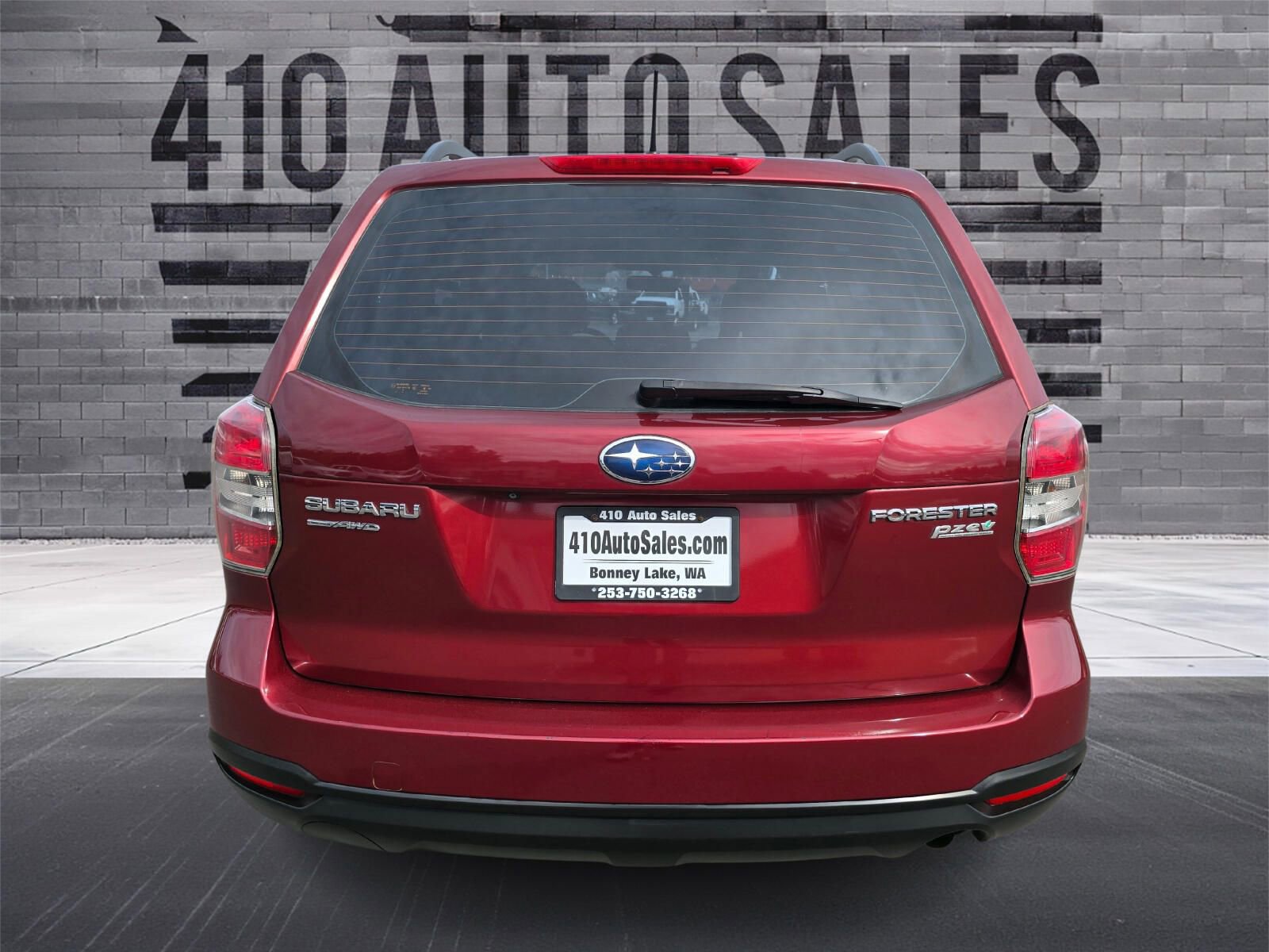 Used 2015 Subaru Forester 2.5i w/ Alloy Wheel Package image 4