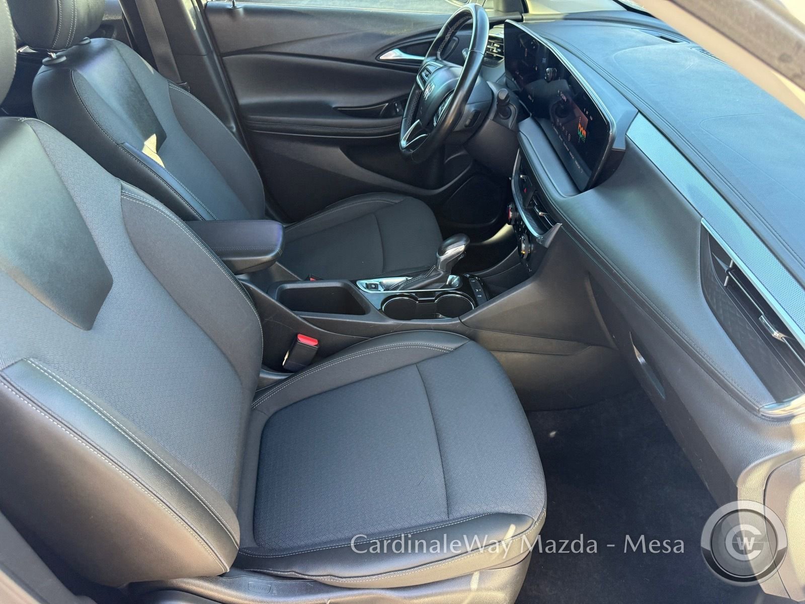 Used 2024 Buick Encore GX Preferred image 29