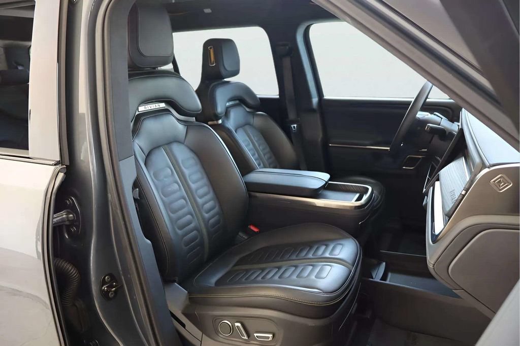 Used 2024 Rivian R1S Adventure AWD/4WD image 8