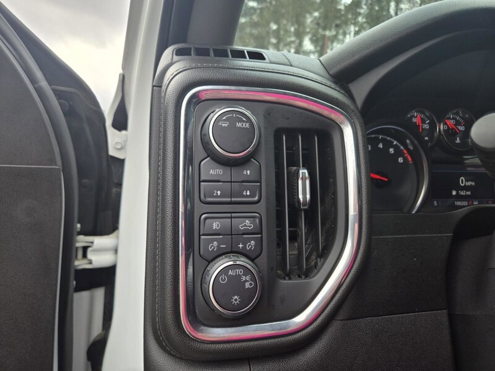 Used 2020 Chevrolet Silverado 1500 LT Trail Boss image 12