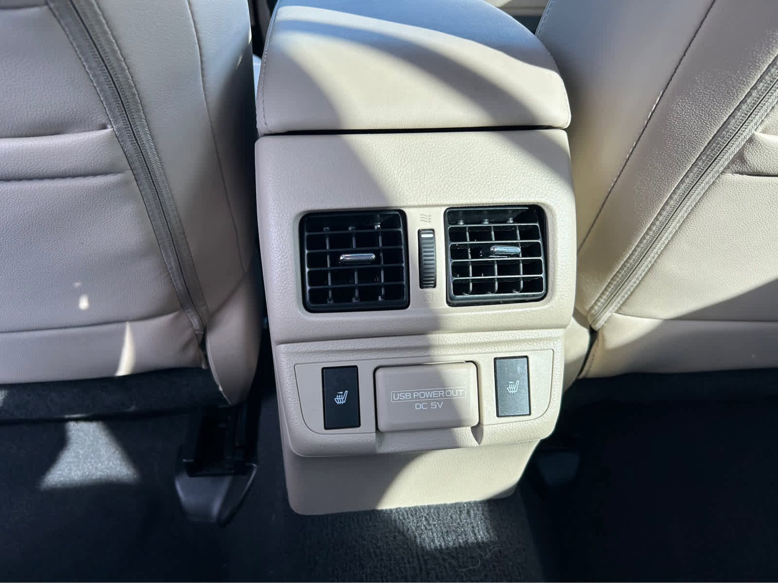 Used 2018 Subaru Outback 2.5i Limited image 22