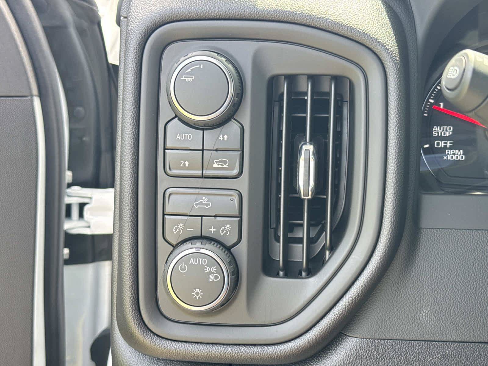 New 2026 Chevrolet Silverado 1500 Custom w/ Turbomax Blackout Package AWD/4WD image 13