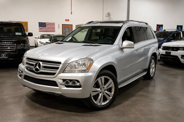 Used 2011 Mercedes-Benz GL 450 4MATIC image 2