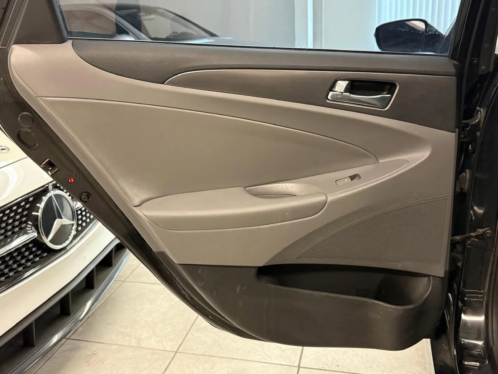 Used 2014 Hyundai Sonata Hybrid image 17