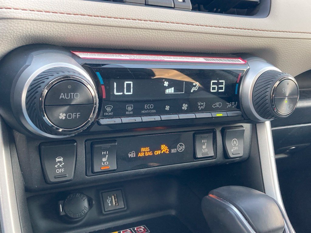 Used 2024 Toyota RAV4 XLE Premium w/ Weather Package FWD image 23