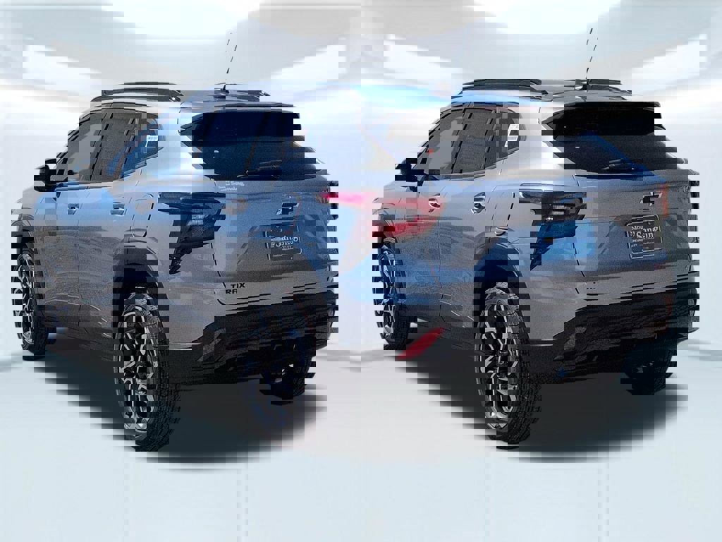 New 2026 Chevrolet Trax RS w/ Sunroof Package image 2