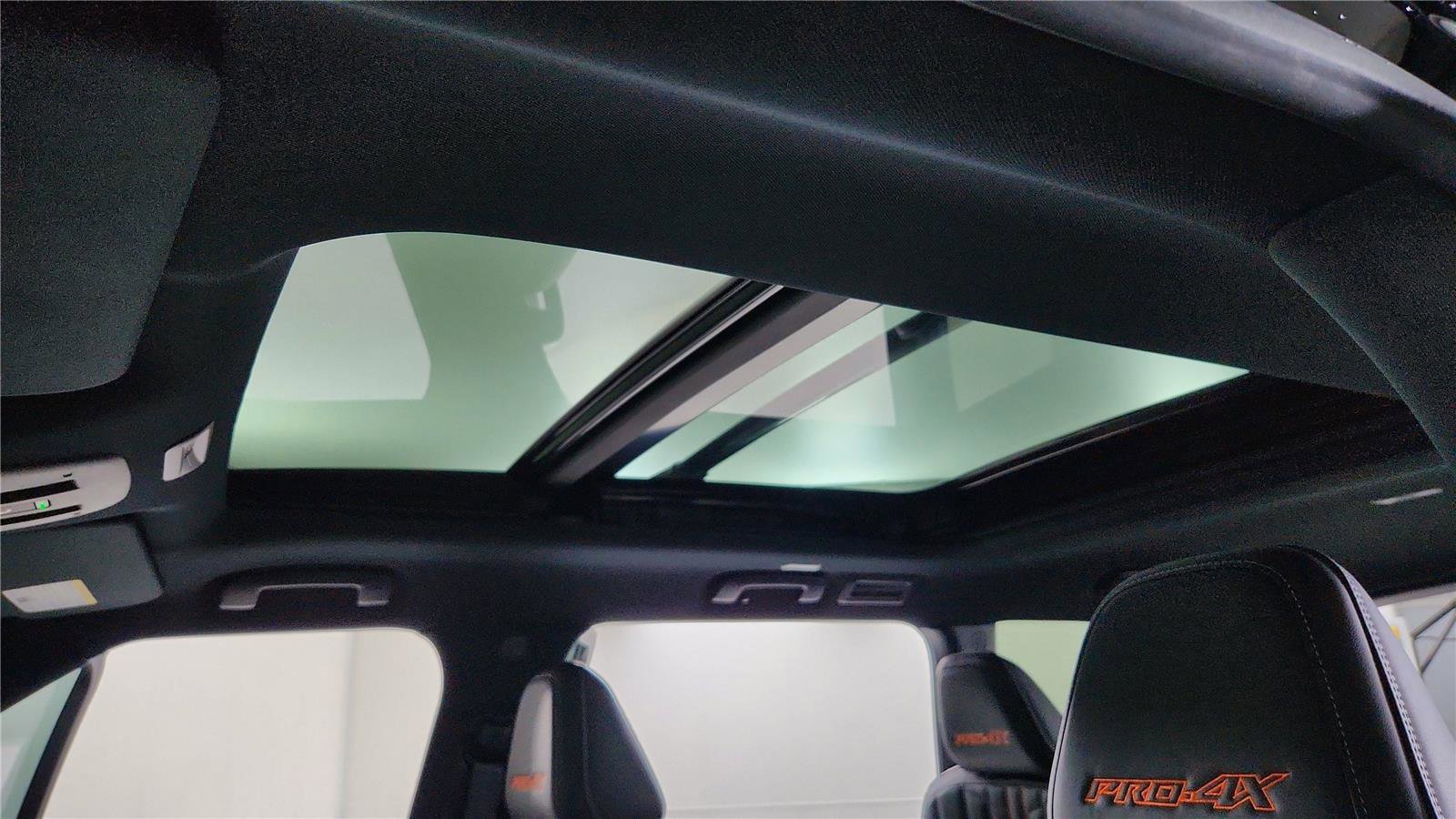 New 2025 Nissan Armada PRO-4X w/ Pro-4X Premium Package image 18