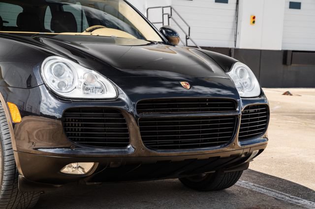 Used 2006 Porsche Cayenne Turbo S AWD/4WD image 22