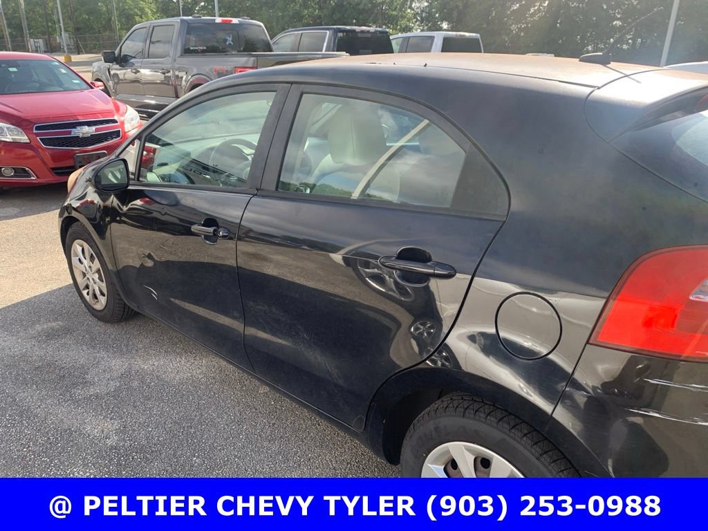 Used 2013 Kia Rio LX FWD image 4