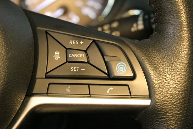 Used 2019 Nissan Rogue SL image 24